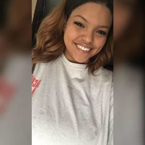 Meet your Posher, Keeley